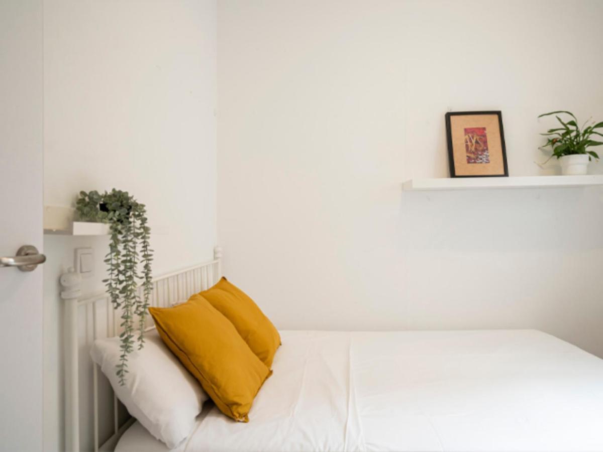 2 Bedroom Flat In La Latina-Carn Мадрид Экстерьер фото